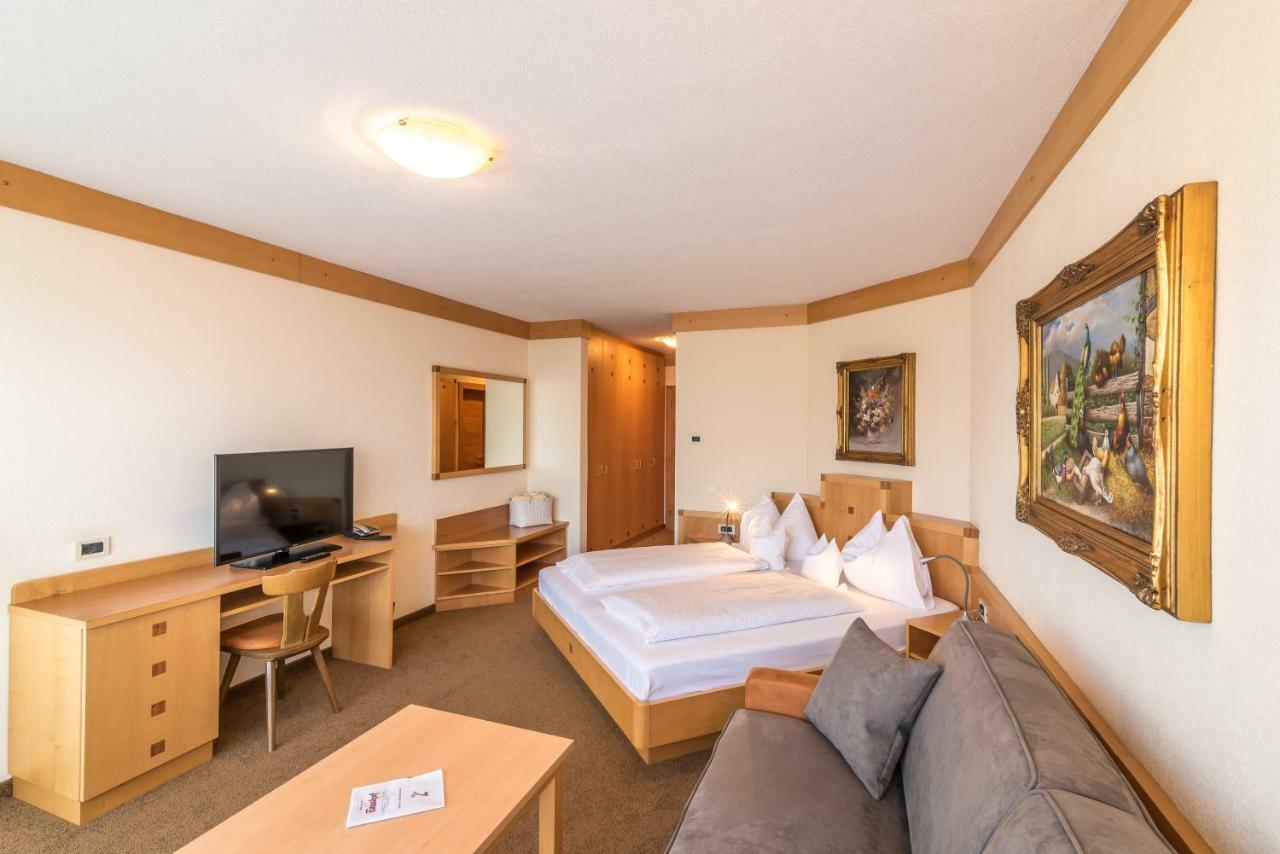 Taushof Hotel 4*